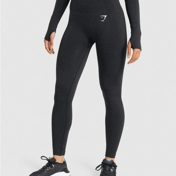 Gymshark Pants - Gymshark Black Performance Leggings